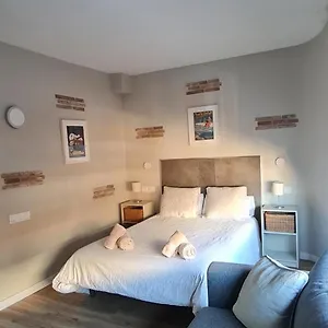 Urban Triana Apartment